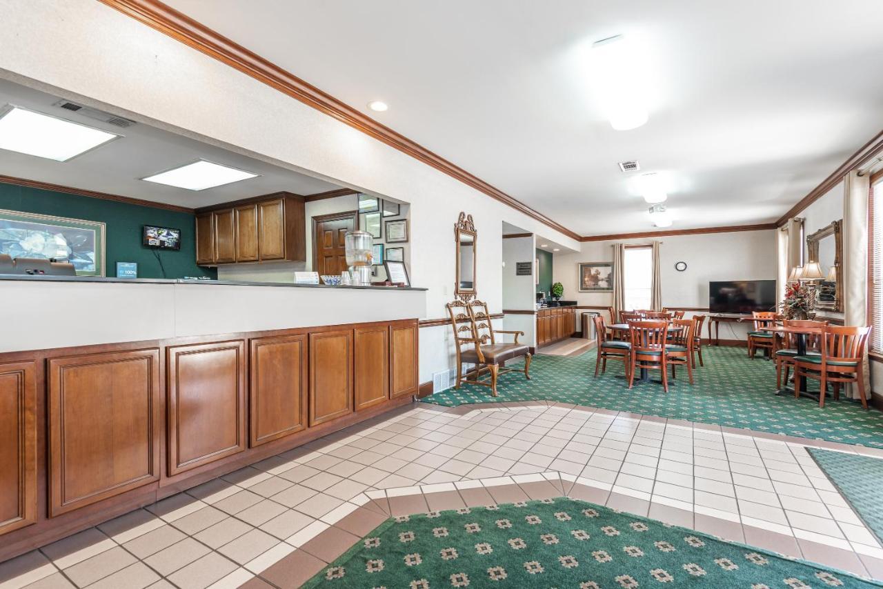 Plantation Oaks Otel Millington Dış mekan fotoğraf