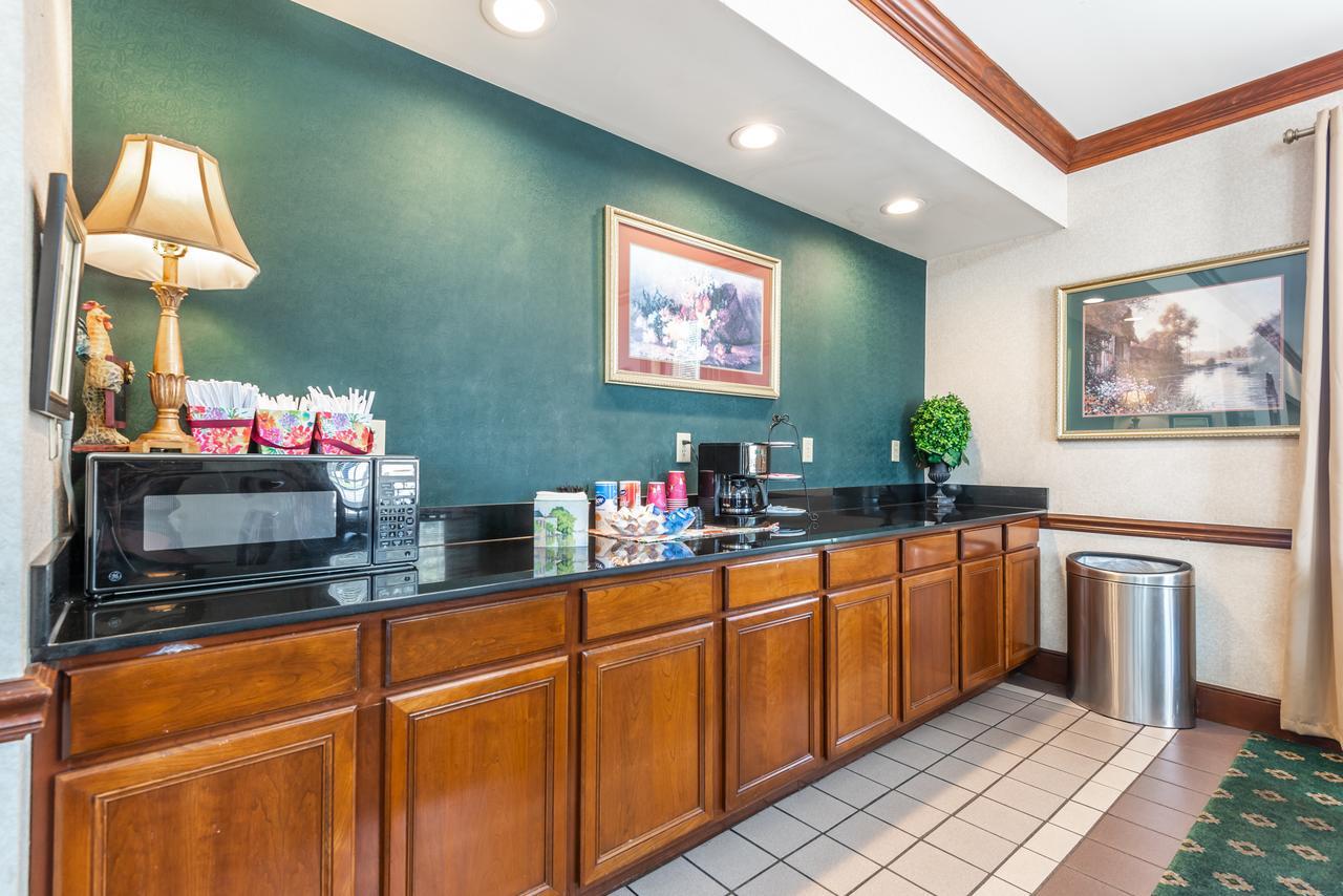 Plantation Oaks Otel Millington Dış mekan fotoğraf